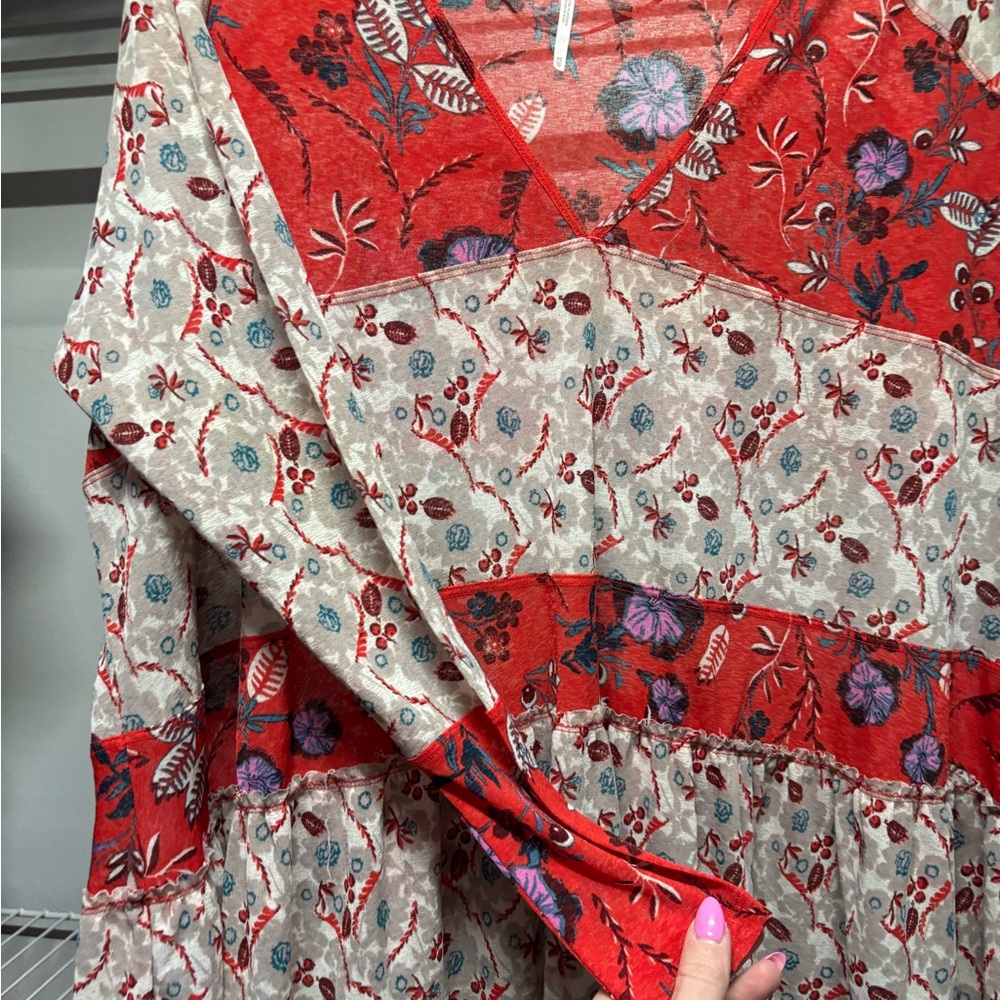 Free People Red and White Isabella Oversized Asymmetrical Blouse NWOT - Picture 2 of 5